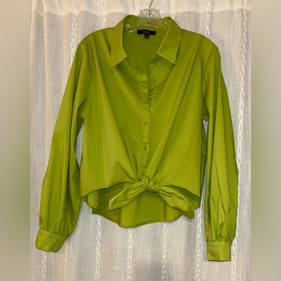 Lulus, Sunny Ties Lime Green Tie-Front Long Sleeve Button-Up Top. Sz. L - Picture 10 of 15